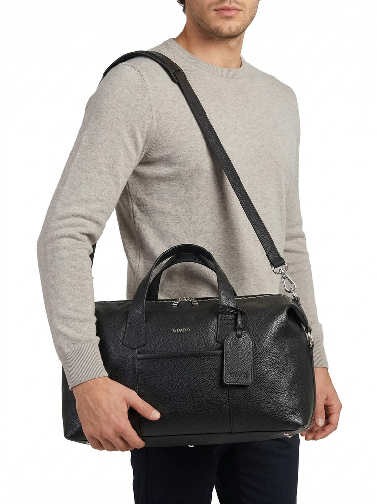 OPUS-Bag on Model — Shoulder