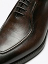 OPUS-Shoe Material & Stitching